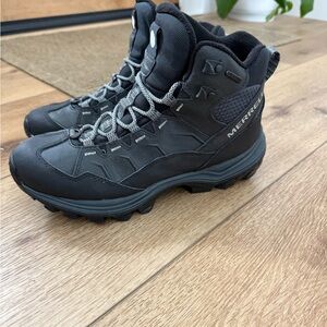 Merrell Women’s Waterproof Winter Black Hiking Boots